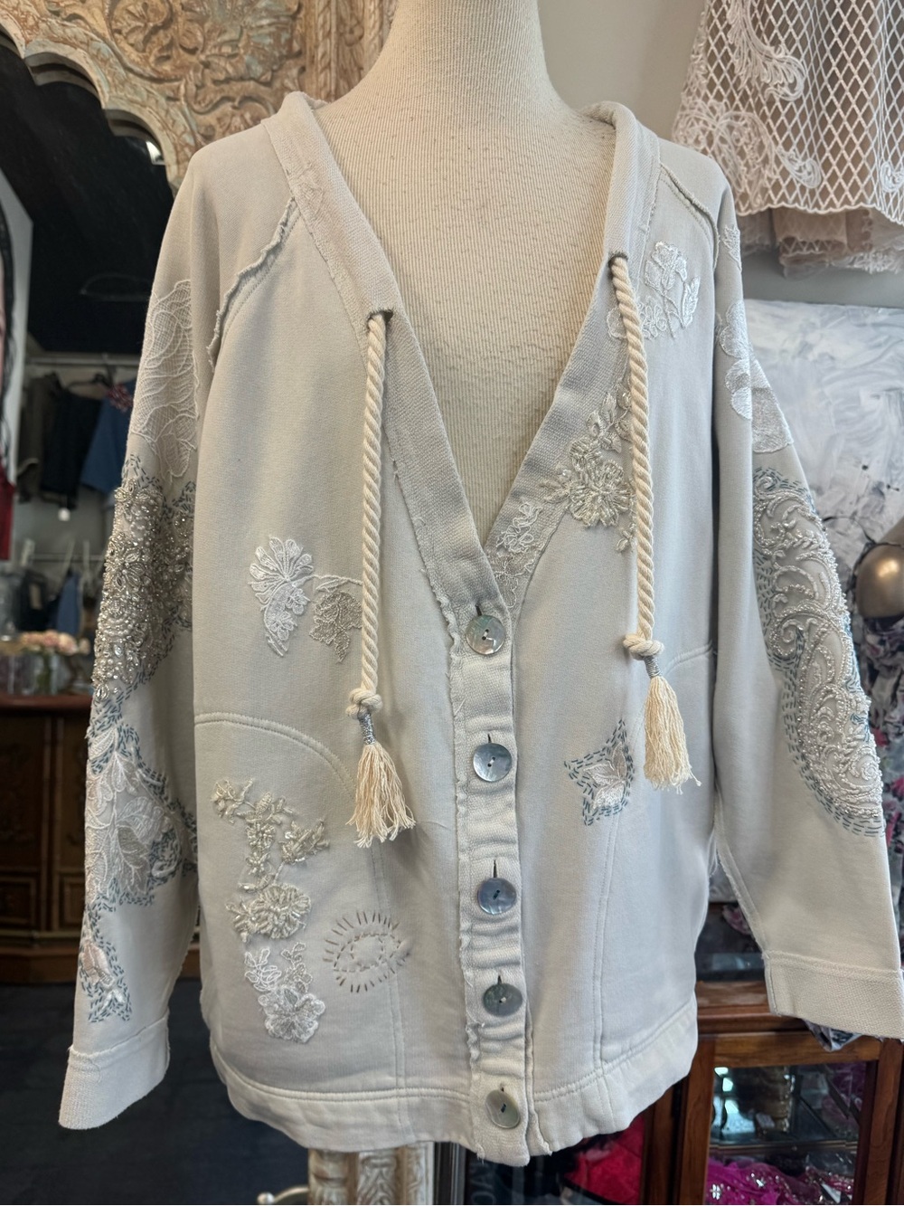 Free People Embroidered Cream Cardigan sweatshirt - Picture 4 of 17